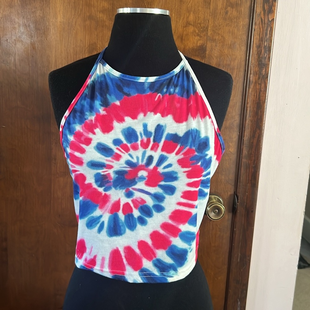 Cute halter top!!